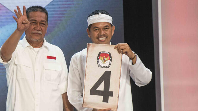 Paranormal se Jabar Dukung Deddy Mizwar dan Dedi Mulyadi