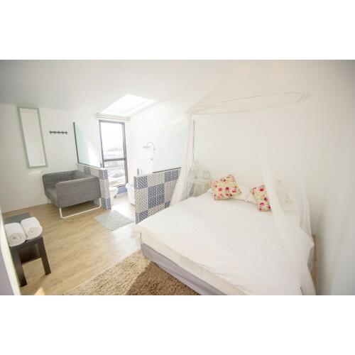 Jalan-jalan ke Bangkok? Stay at GLUR