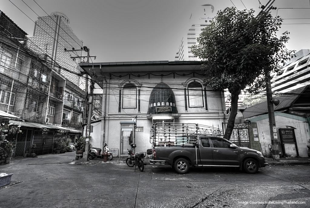 Jalan-jalan ke Bangkok? Stay at GLUR