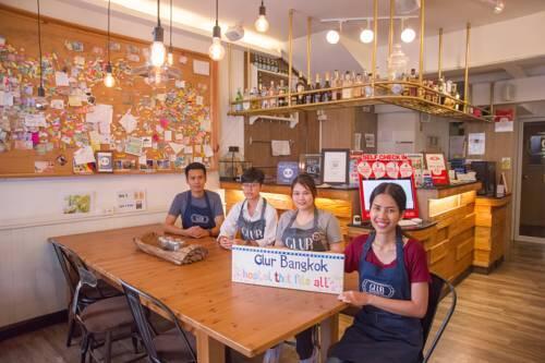 Jalan-jalan ke Bangkok? Stay at GLUR