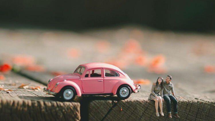 Foto Prewedding Terbaru Dengan Konsep Liliput (Miniatur)