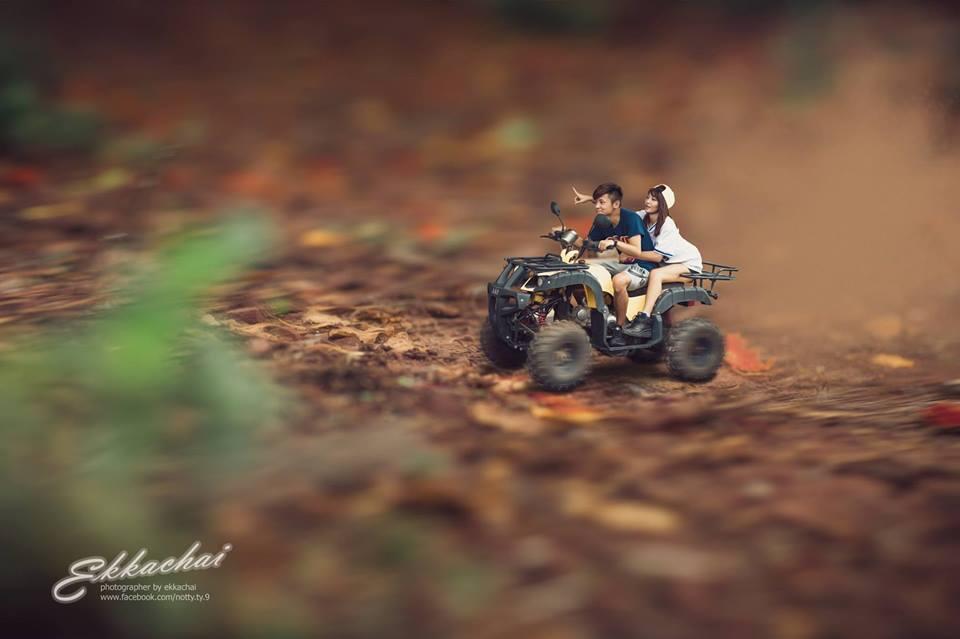 Foto Prewedding Terbaru Dengan Konsep Liliput (Miniatur)