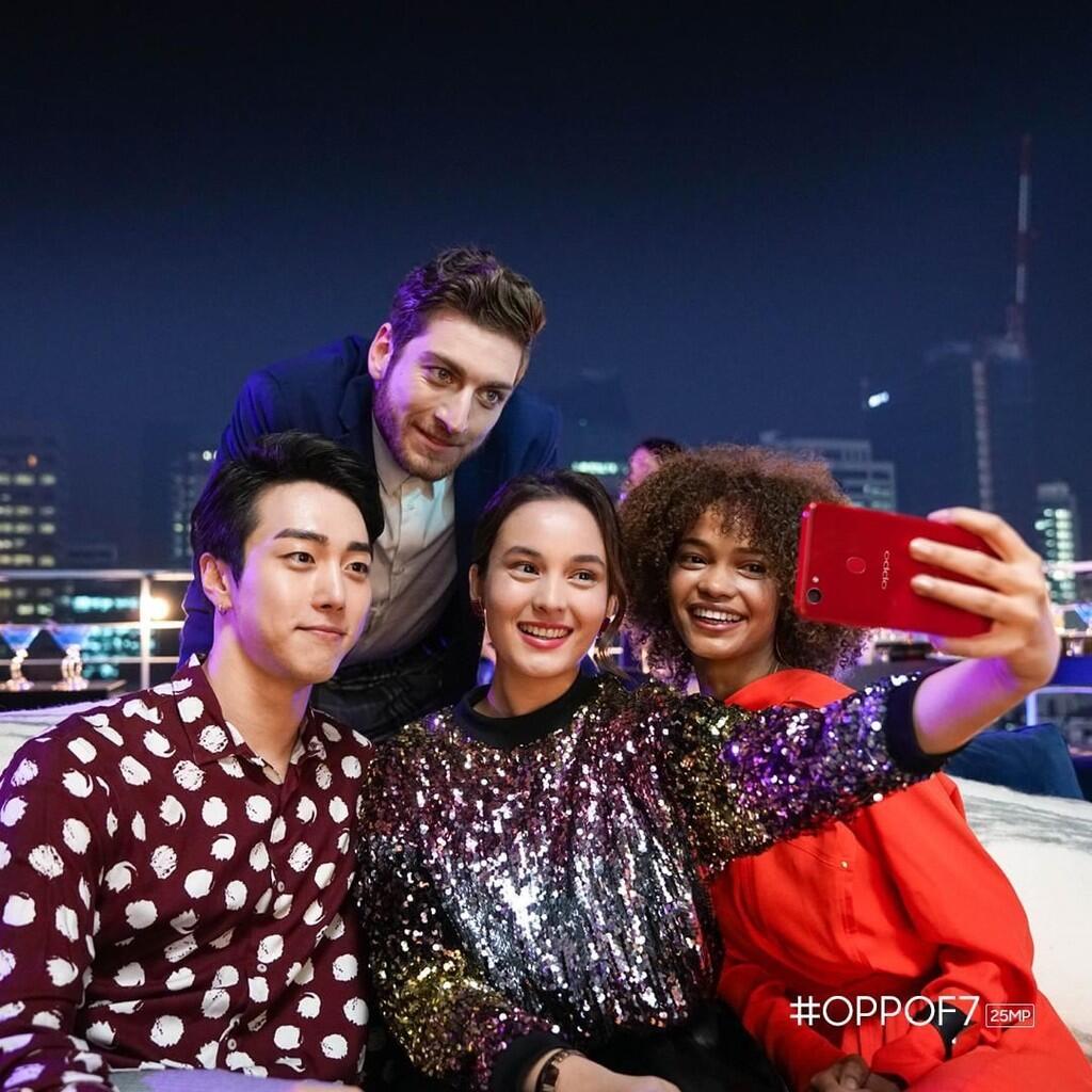Oppo F7 Smartphone Secantik Chelsea Islan #GodaanOPPOF7