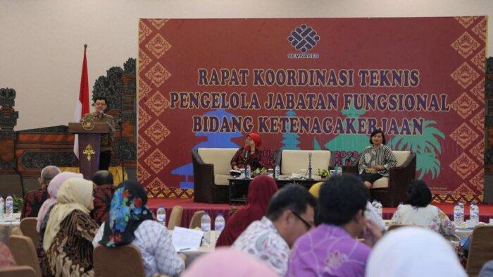 4.906 PNS Fungsional Ketenagakerjaan Siap Hadapi Revolusi Industri 4.0