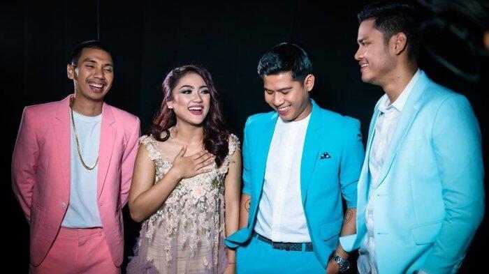 Marion Jola Tengah Siapkan Lagu Single Terbaru Bareng Penyanyi Idolanya