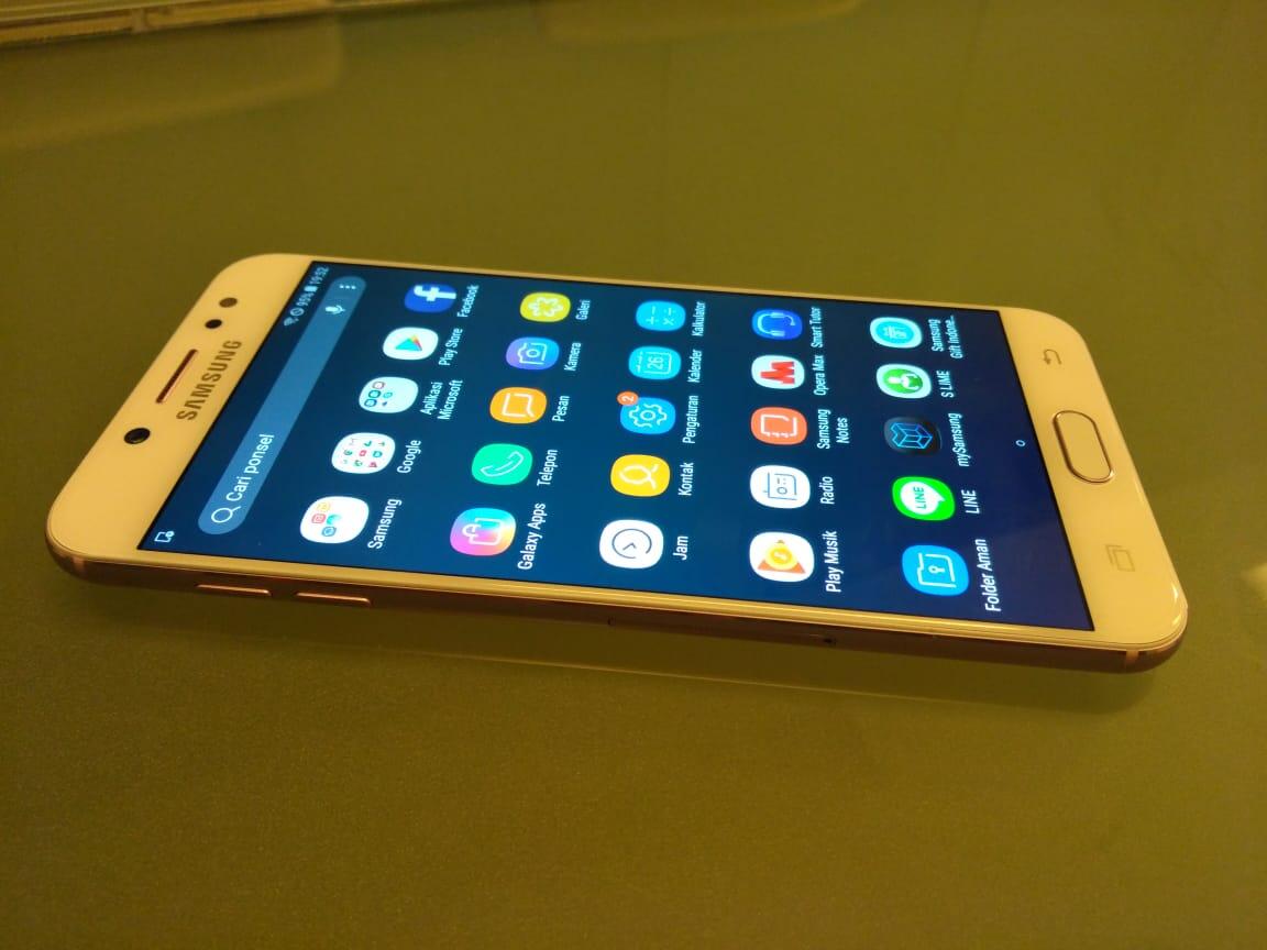 Samsung Galaxy J7+ , Kualitas Dual-Camera ala Samsung Yang Bening