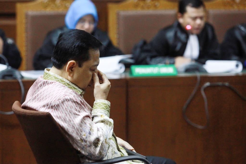 Novanto Stres Dihukum 15 Tahun Penjara