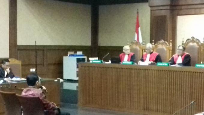 Ini Alasan Novanto Tidak ada di Rumah Ketika Penyidik KPK Geledah Rumahnya