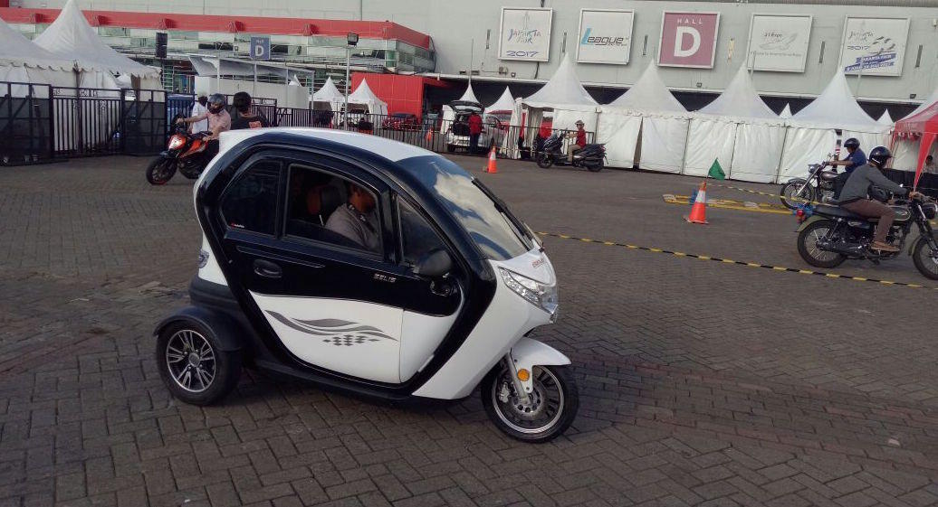 Menjajal Motor Roda Tiga yang Dulu Viral: Cuma Buat Keliling Kompleks