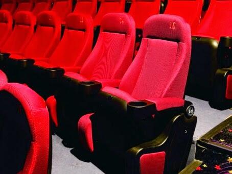 Kenapa Kursi Bioskop Berwarna Merah? Ini Penjelasan Lengkapnya