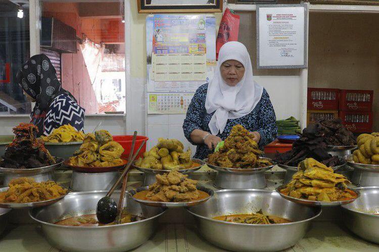 10 Tipe Penjaga Warung Makan