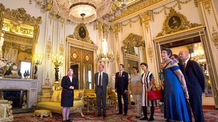 Mengintip 7 Ruangan Megah di Istana Buckingham, Rumah Ratu Elizabeth II