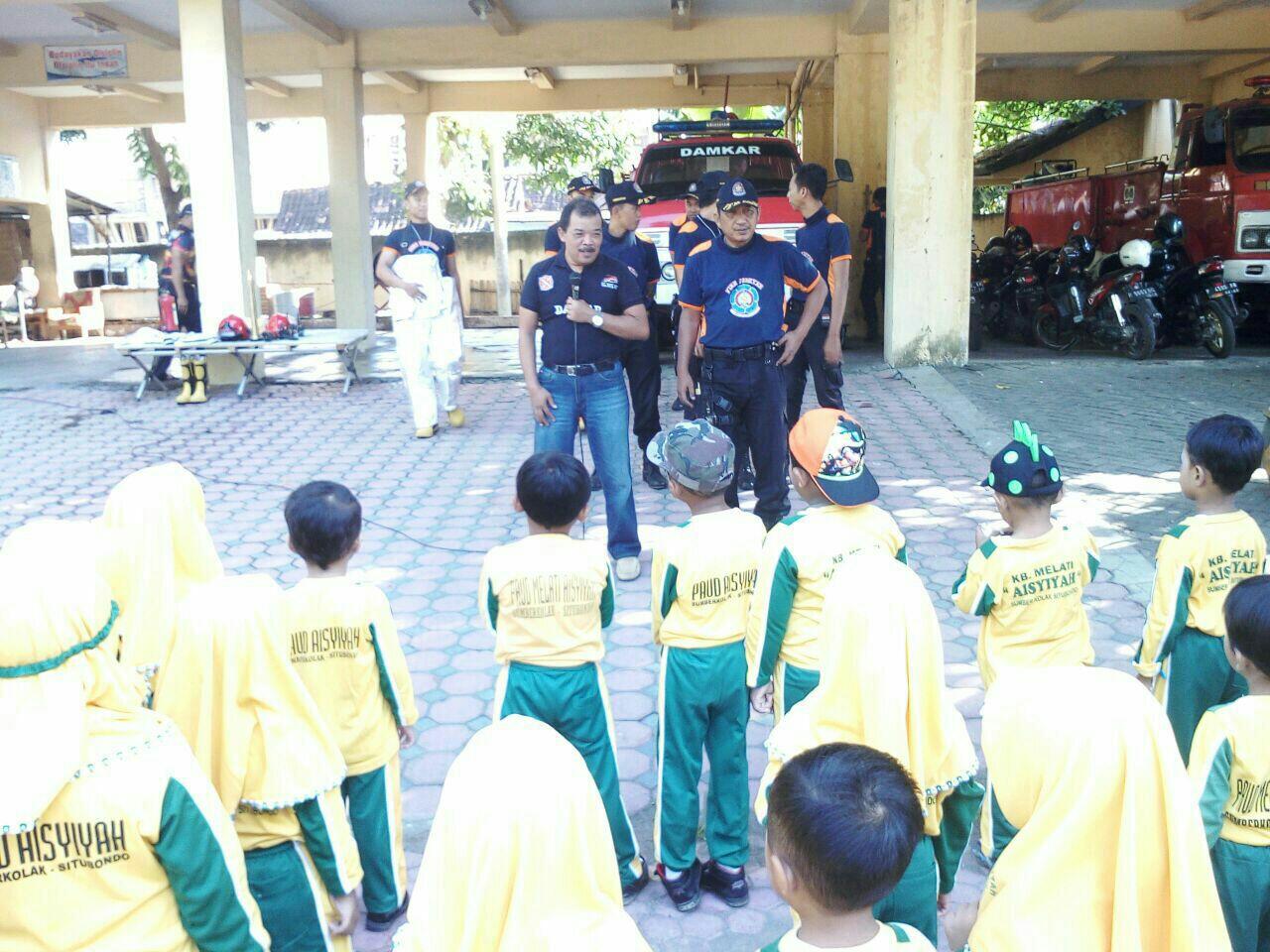 Kunjungan Paud KB.MELATI "AISYIYAH" Sumber Kolak Damkar Situbondo