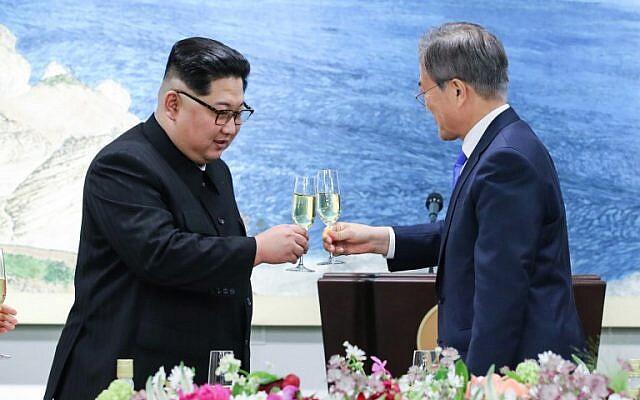 North, South Korea commit to denuclearization in historic summit