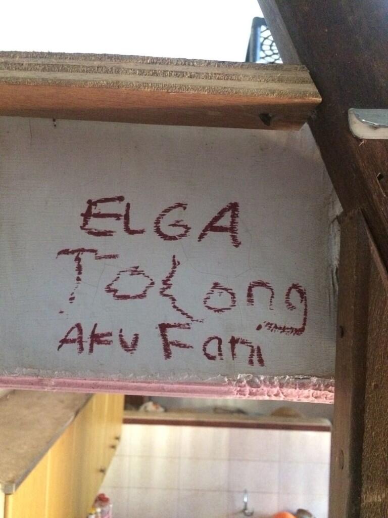 Tanya tulisan 'TOLONG'