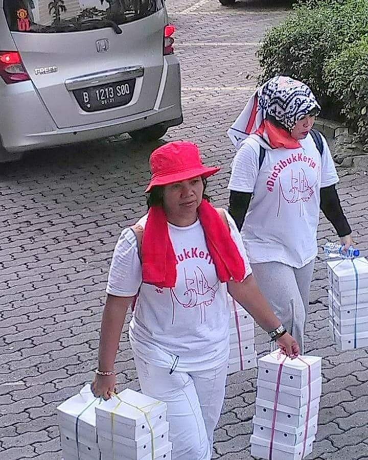 Sembako Tak Sesuai Janji, Pengunjung Pesta Rakyat Untukmu Indonesia: Ini Mah Penipuan