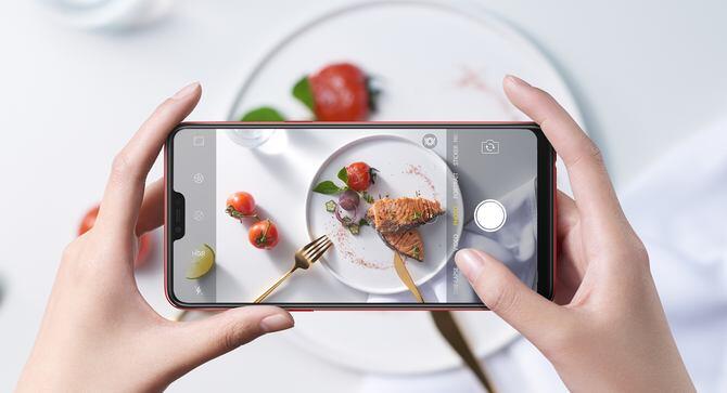 OPPO F7 (2018): Smartphone 'Selfie Expert' Terbaik Tahun Ini | #GodaanOPPOF7