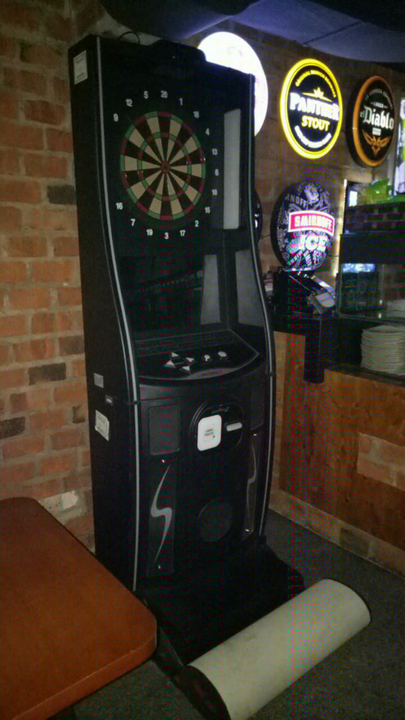 Game Virtual Dart Phoenix, Hiburan Cafe Resto Lounge N Bar KASKUS