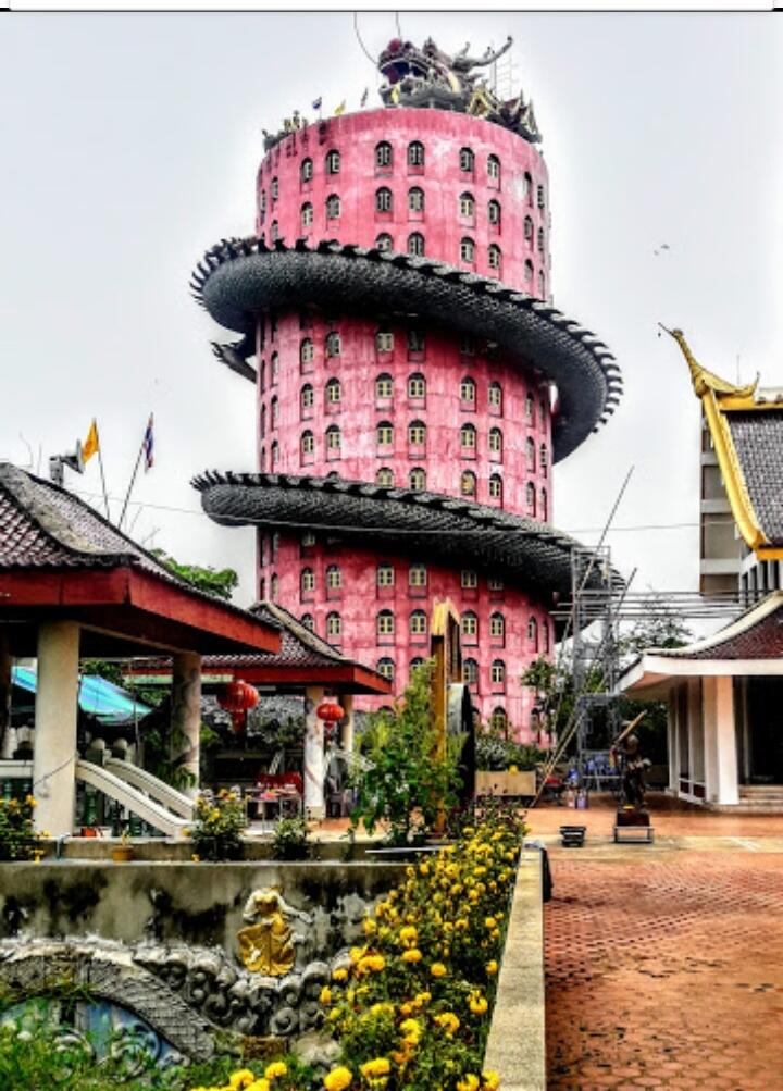 Wat Samphran, kuil naga raksasa di Thailand. Sepi Karena Isu Pelecehan Seksual