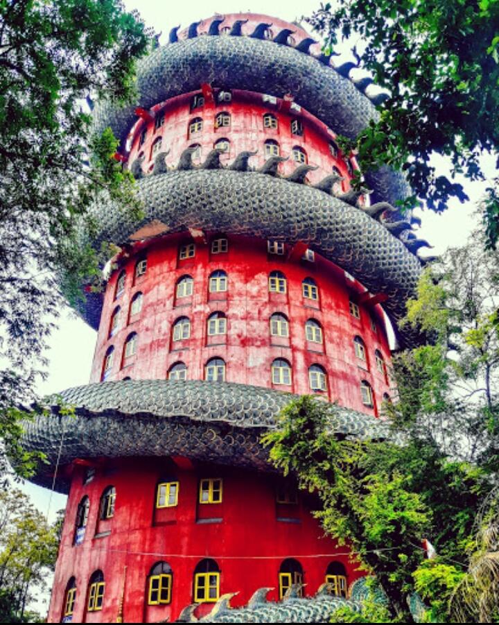 Wat Samphran, kuil naga raksasa di Thailand. Sepi Karena Isu Pelecehan Seksual
