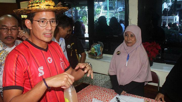 Ketua Panitia Sembako Monas Relawan Ok Oce