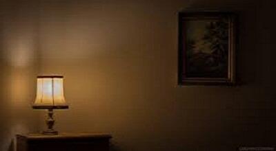 5 HAL PERTANDA ADANYA HANTU DISEKITAR KAMU KETIKA MALAM JUMAT TIBA 