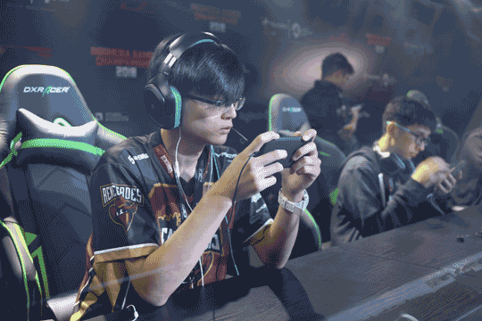 Foto-Foto Bukti Meriahnya Grand Final IGC 2018, Cosplayernya Bening Gan!