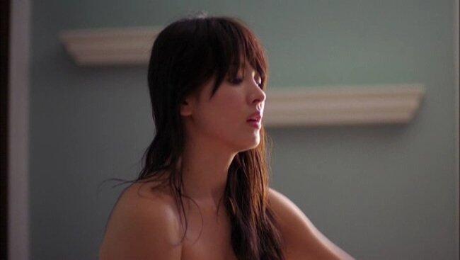 &#91;GATSUONE INFO&#93; Ketika Dewi Elegan Korea Pose Seksi di Majalah, Cocok Nggak ya?