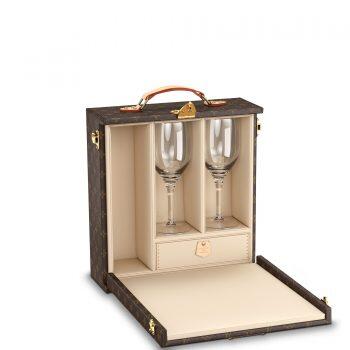 Beckham Ultah, Sang Putri Kasih Kado Kotak Wine Louis Vuitton Seharga &pound; 4.950