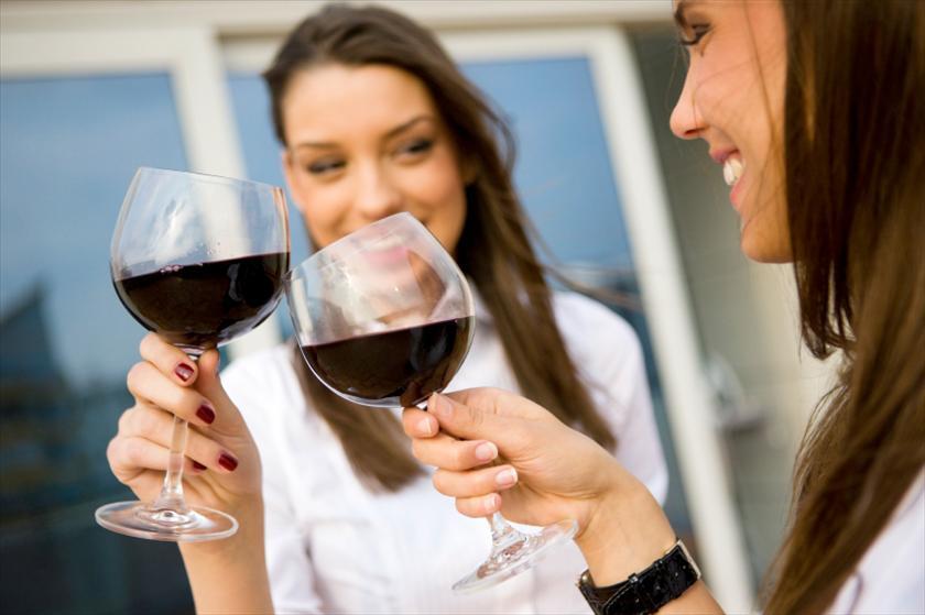 6 Manfaat Minum Wine untuk Kesehatan 