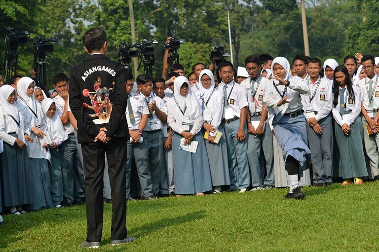 Menteri Kabinet Kerja Diusulkan Pakai Jaket AG 2018