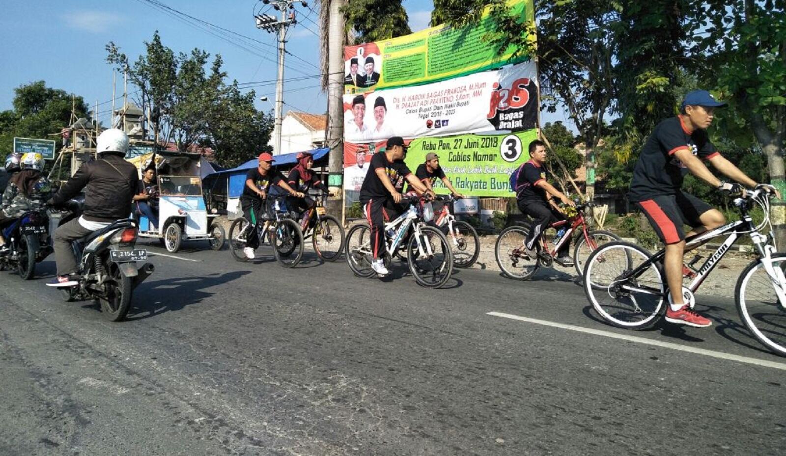 KPU Kabupaten Tegal Sosialisasikan Pilkada Lewat Gowes Sepeda