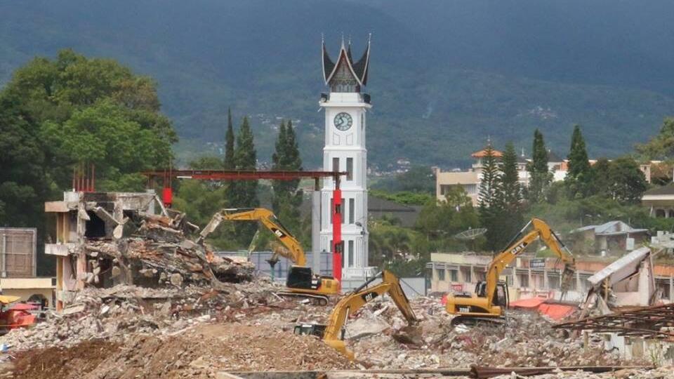 Jokowi Minta Pasar Atas di Bukittinggi Dibangun Lagi, Selesai 2019