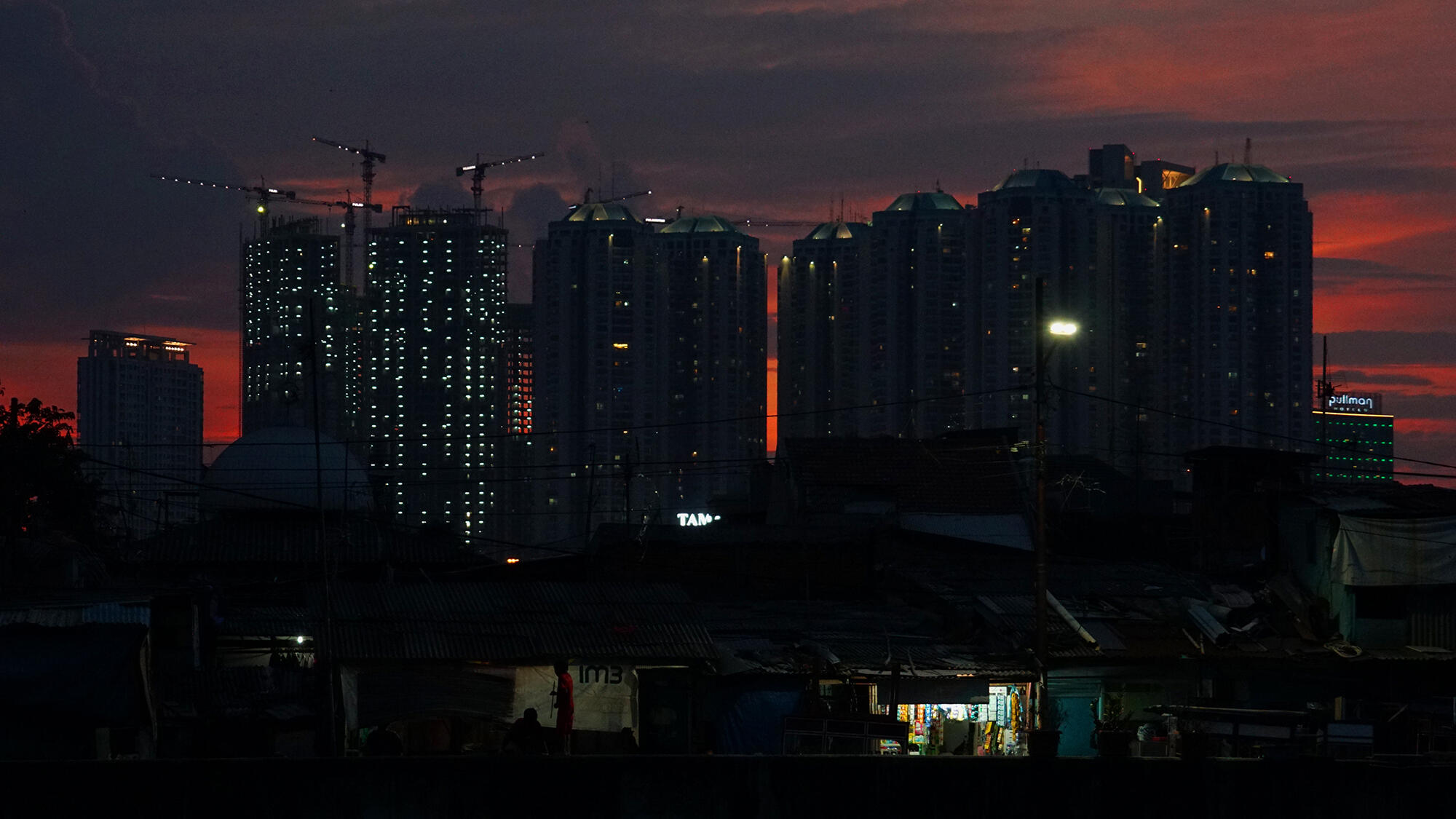Jakarta Menurut Tuan XYZ