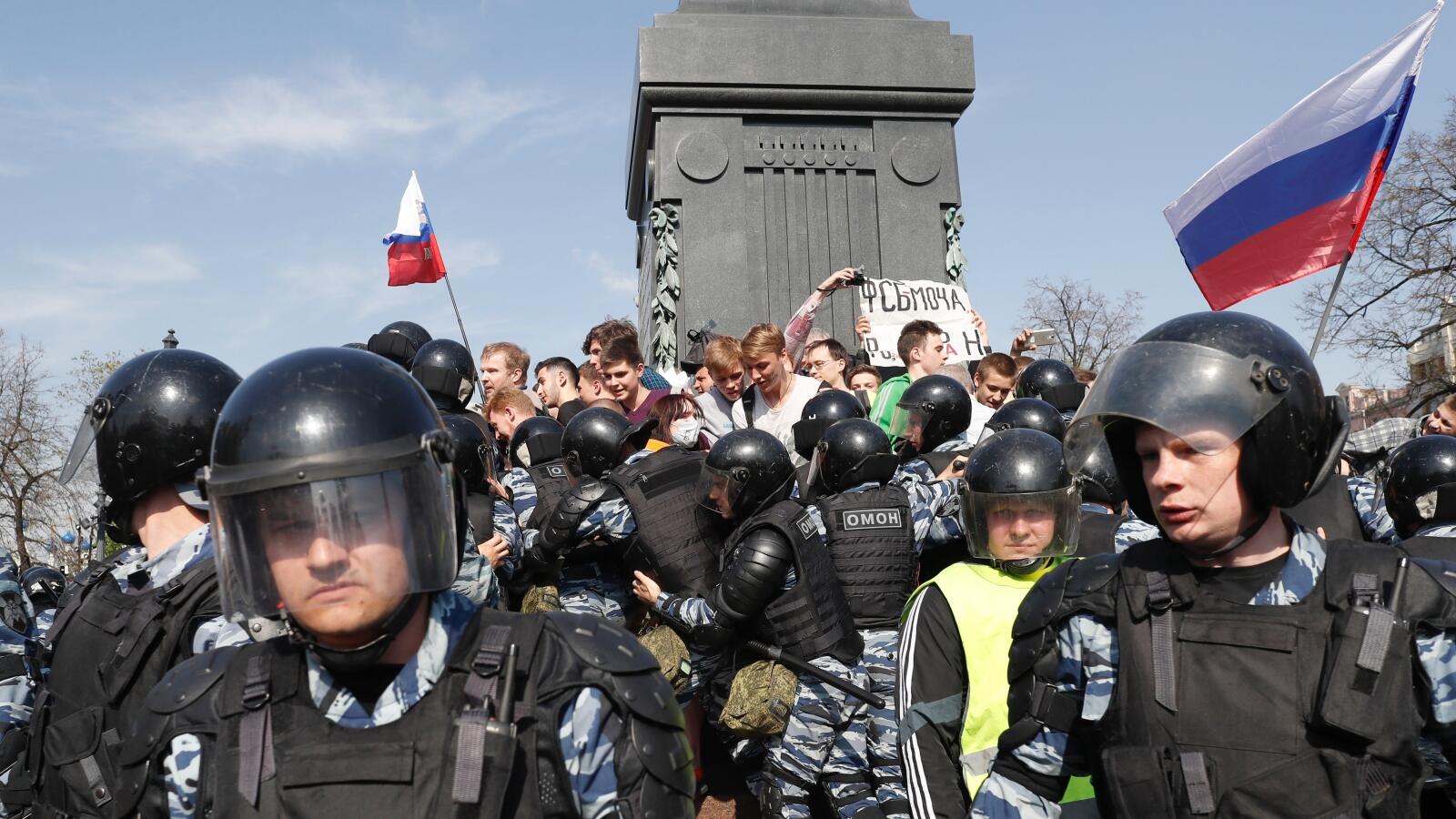 Ribuan Demonstran Tolak Pelantikan Putin sebagai Presiden Ditangkap 