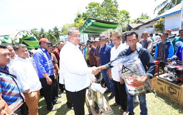 Terapkan Program Padat Karya Tunai di Desa, Jokowi Hanya Libatkan Warga