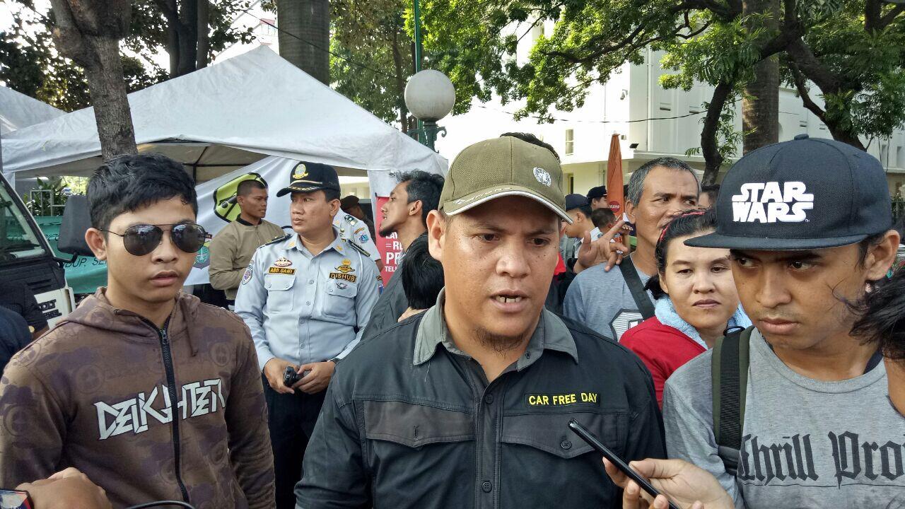 Memakai Kaos #2019GantiPresiden, Pengunjung CFD Diminta Ganti Pakaian