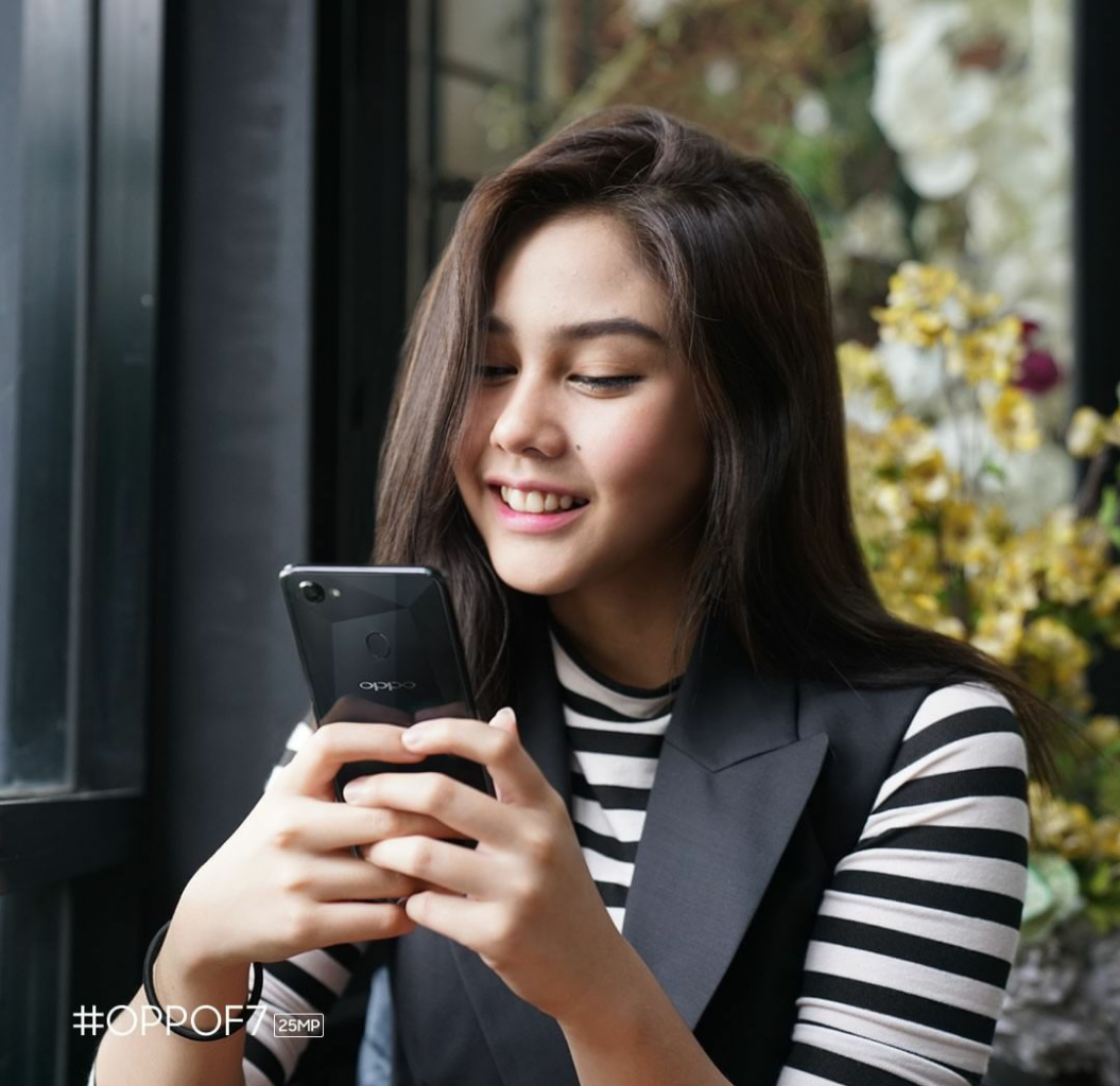 #GodaanOPPOF7 Smartphone Zaman Now yang Kaya Fitur &amp; Teknologi