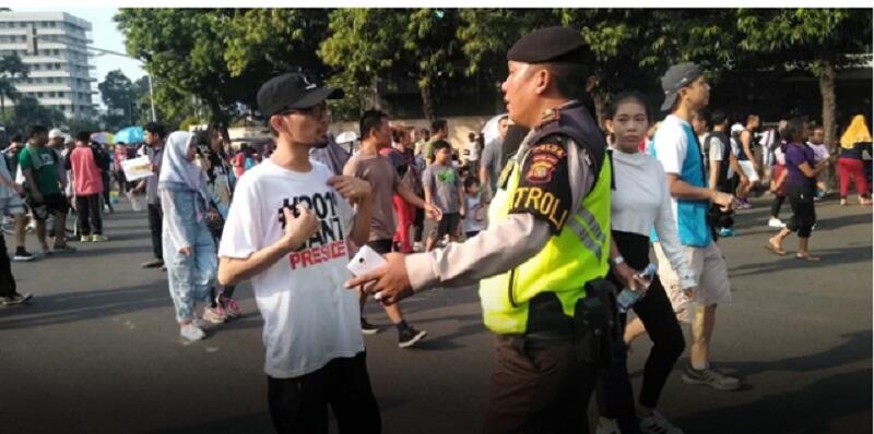 Ramai Sweeping Kaos #2019GantiPresiden Di Arena CFD ....