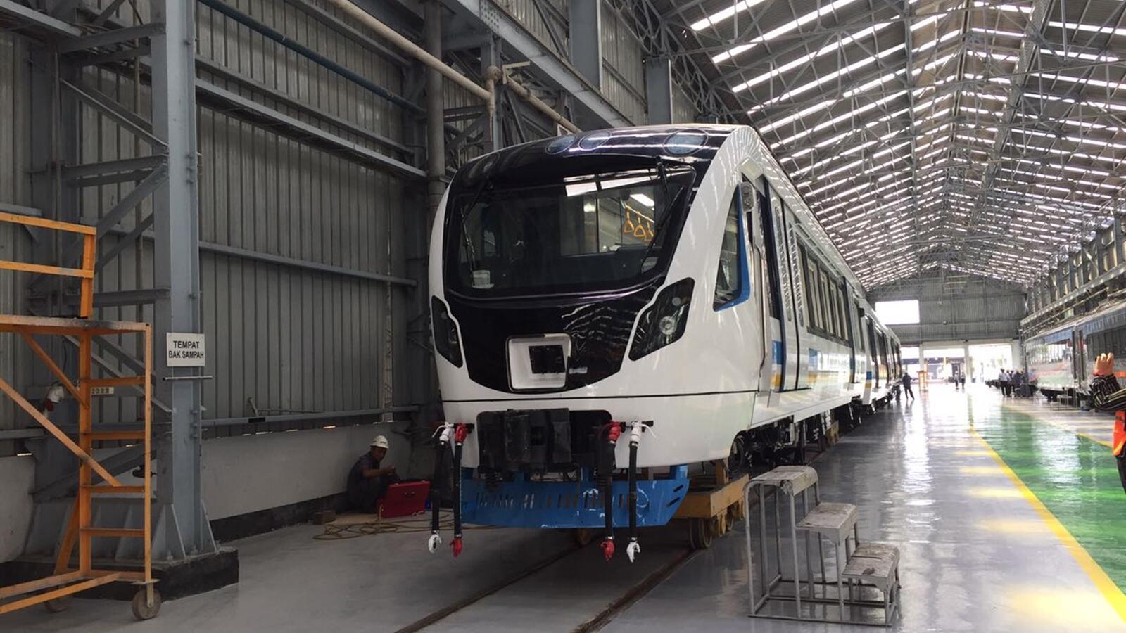 Mesin LRT Palembang Produksi INKA Diimpor dari China