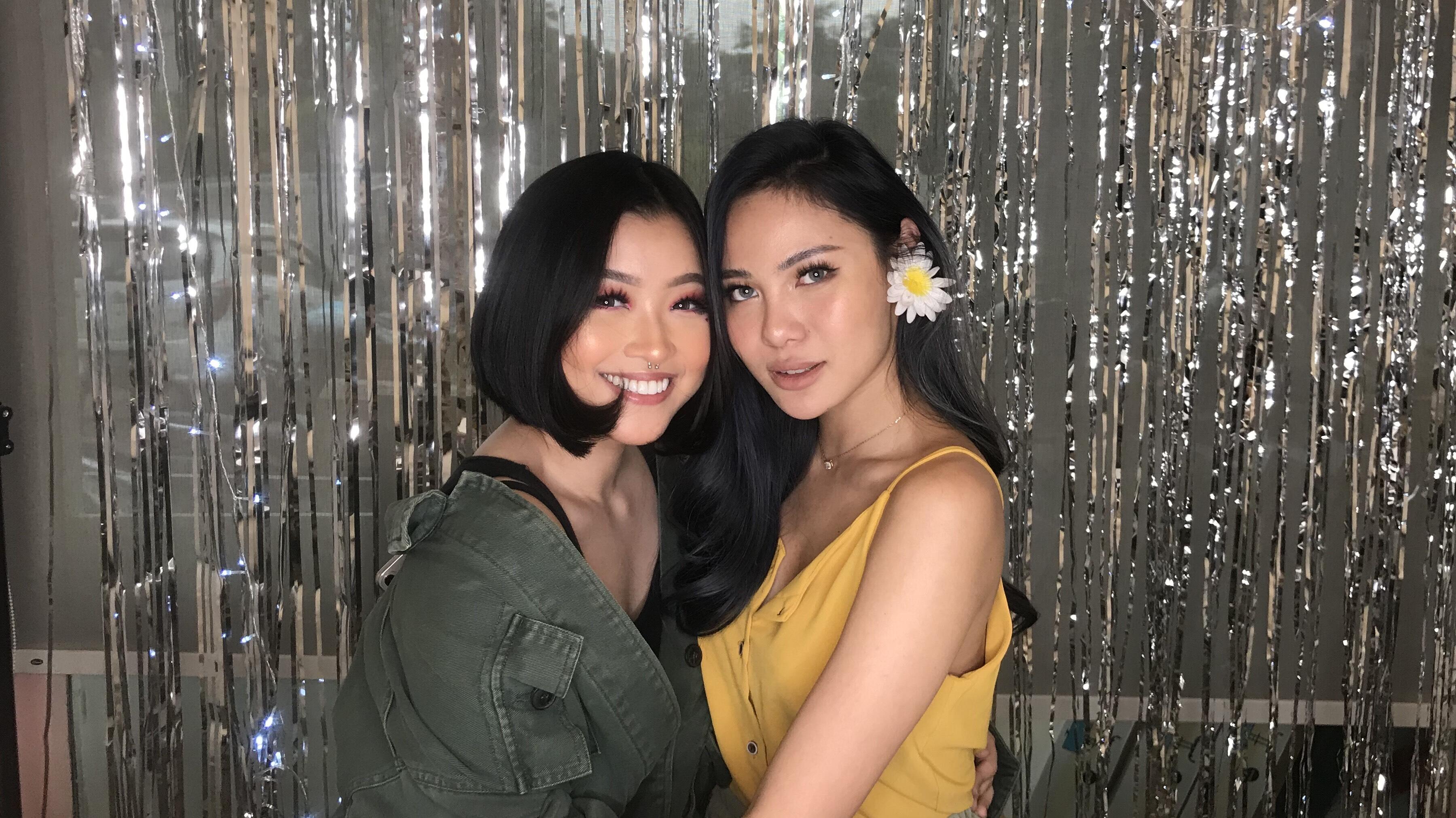 Beauty Influencer Cindercella &amp; Vinna Gracia Segera Rilis Makeup