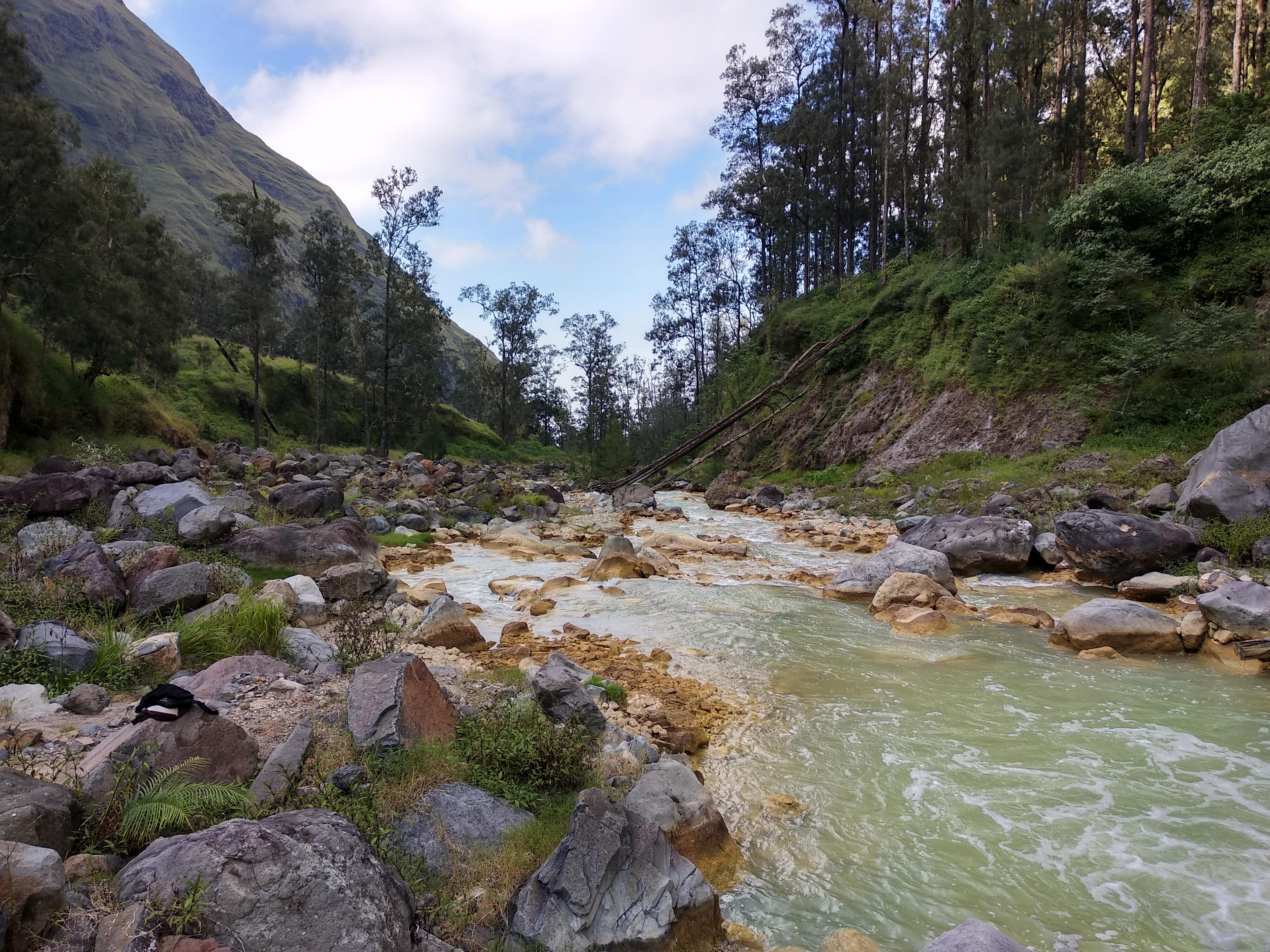 Rinjani dan Wisata Mentalitas