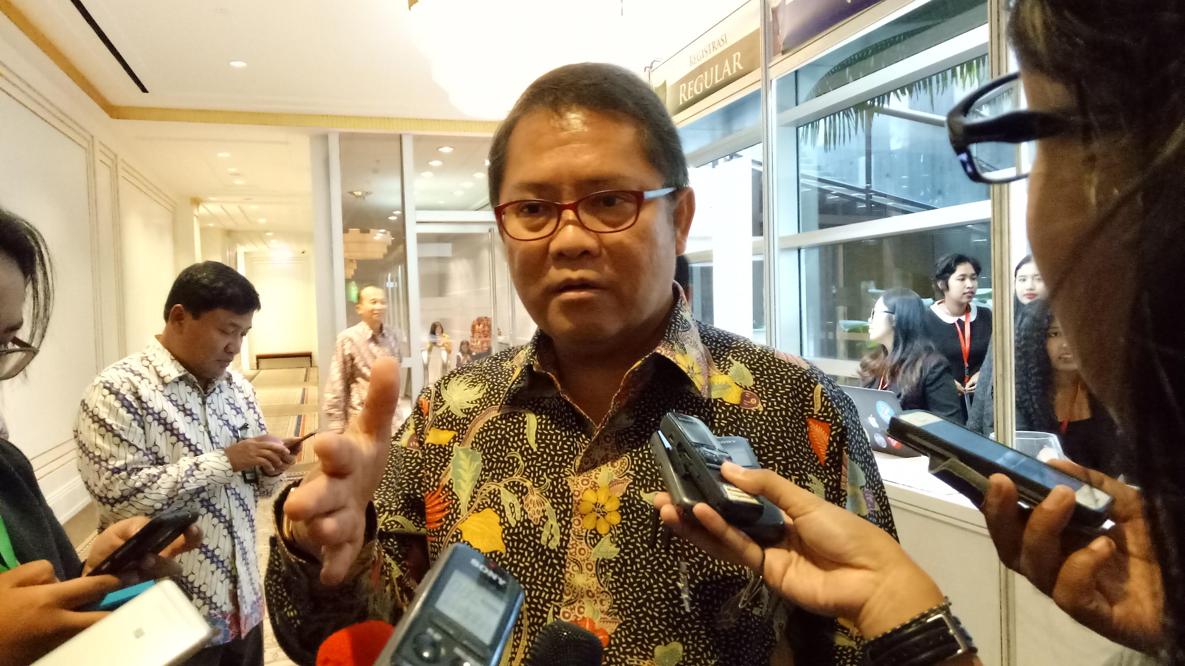 Rudiantara Sebut Diskusi dengan Bos Facebook Tidak Selesaikan Masalah