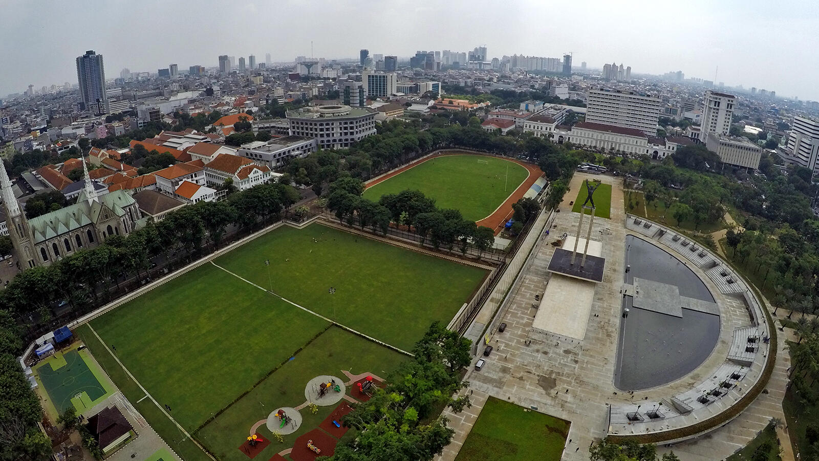 Menengok Wajah Keren Lapangan Banteng Kini
