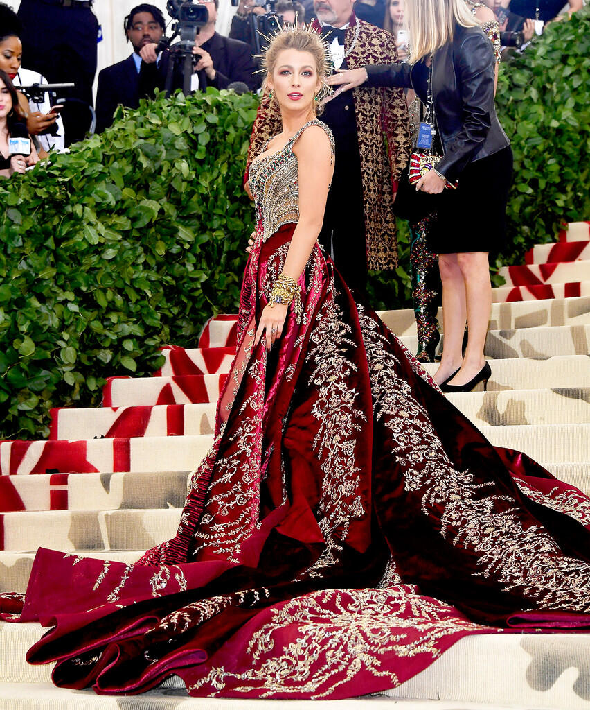 iIst Kostum Terbaik di Met Gala 2018