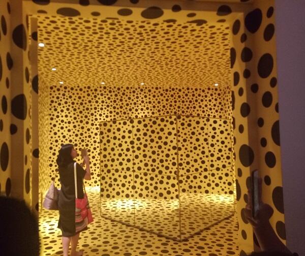 Mengintip Kerennya Pameran Seniman Dunia Ternama Yayoi Kusama di Indonesia 