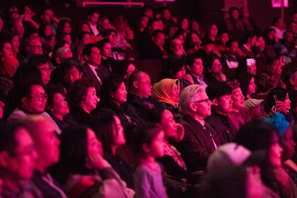 Senias Muda Livi Zheng Perkenalkan Blitar ke Los Angeles!