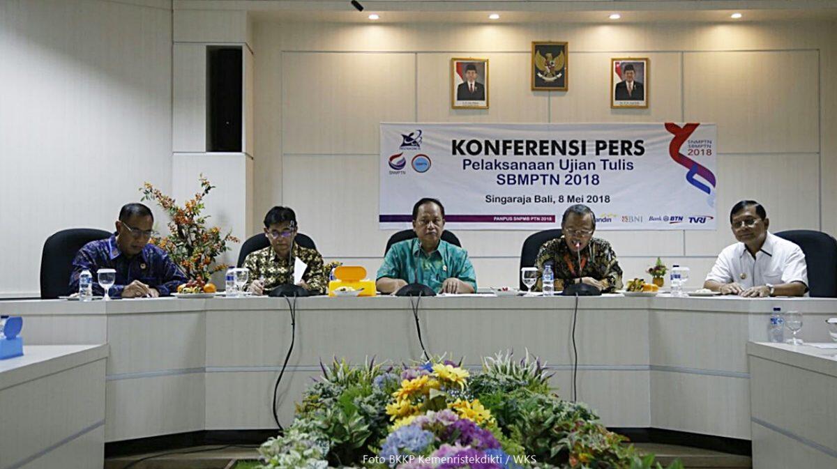 Menristekdikti Ingatkan Kampus Ramah Pada Peserta SBMPTN Disabilitas