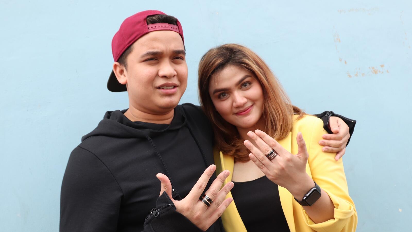 Jelang Ramadhan, Billy Syahputra Ajak Hilda Ziarah ke Makam Olga