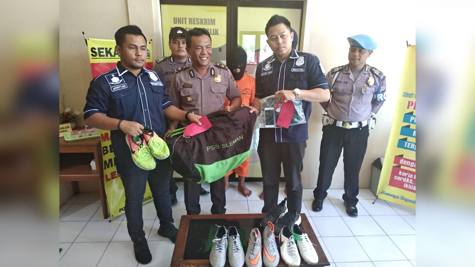 Dua Maling Curi Peralatan Sepak Bola di Wisma PSS Sleman